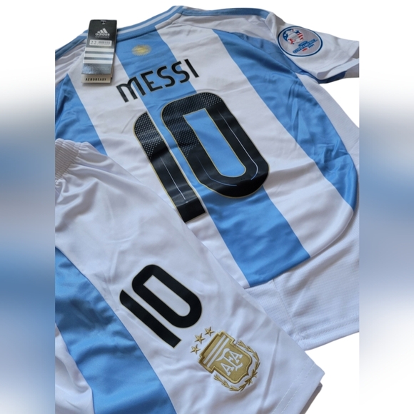 Argentina Copa Libertadores Messi Set for Kids 10 - Picture 4 of 5